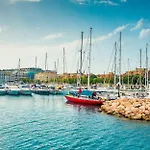 Stunning 2br Penthouse With Harbour View & Bbq By 360 Estates