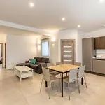 Stunning 2br Penthouse With Harbour View & Bbq By 360 Estates Apartament *