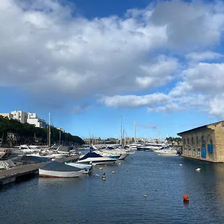 Stunning 2br Penthouse With Harbour View & Bbq By 360 Estates Διαμέρισμα *