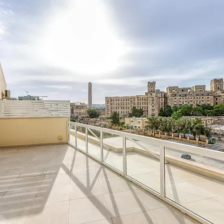 Stunning 2br Penthouse With Harbour View & Bbq By 360 Estates Διαμέρισμα Pietà